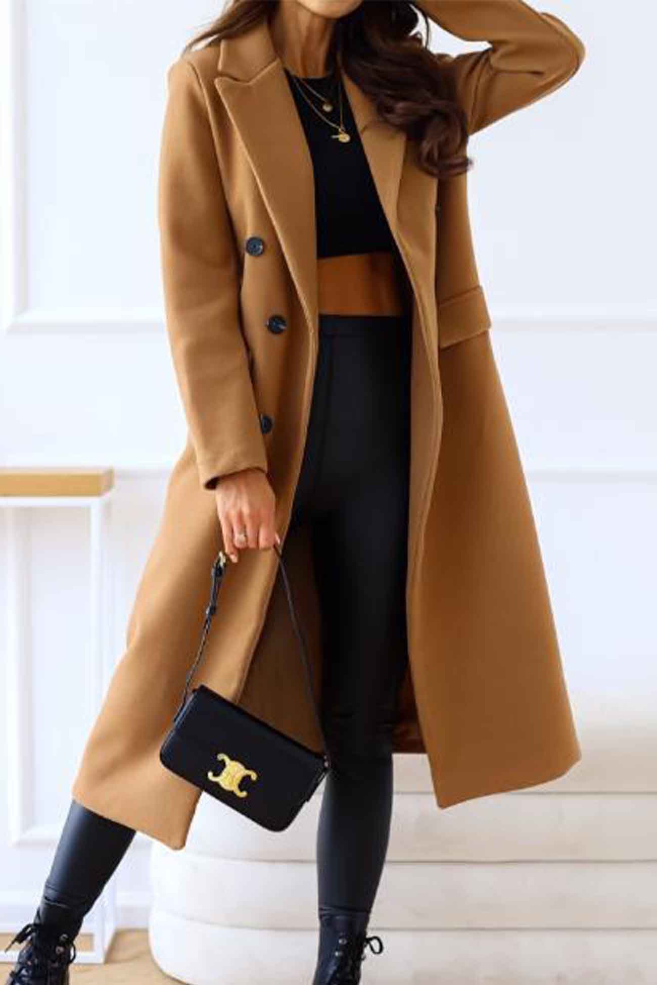 Beautifully Finished Coat in a Timeless Design