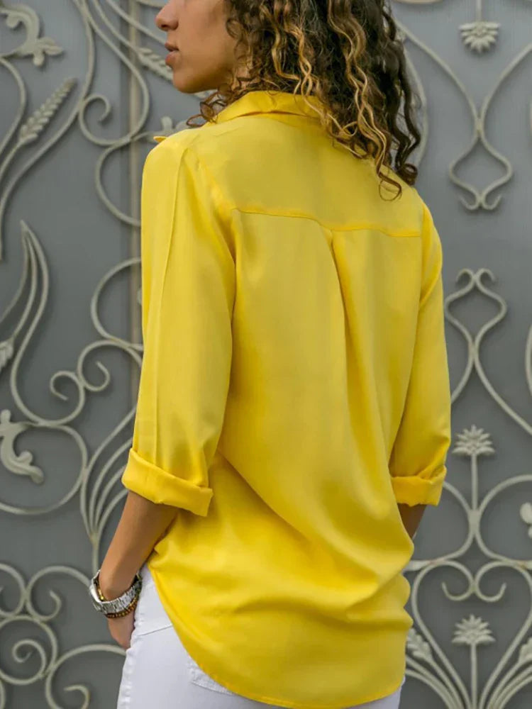 Beautifully Crafted Blouse in a Classic Style