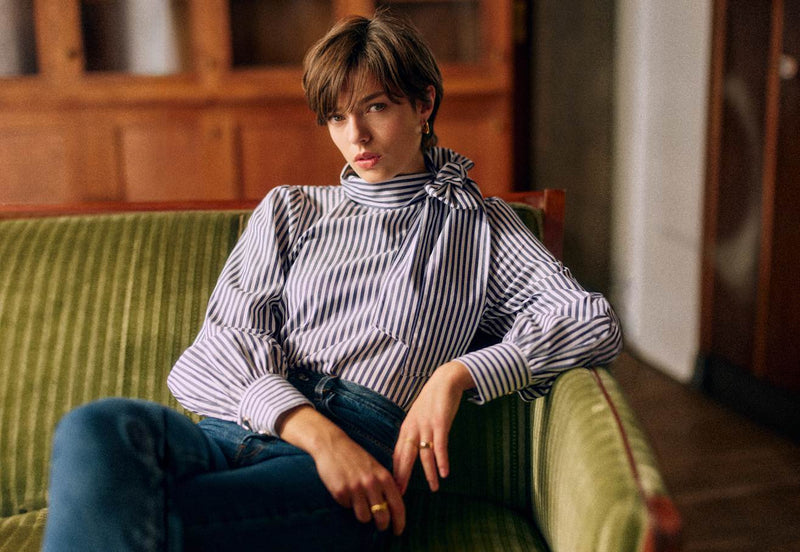 Effortlessly Elegant Blouse with a Timeless Design