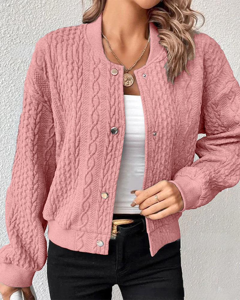 Effortlessly Elegant Jacket with a Timeless Design