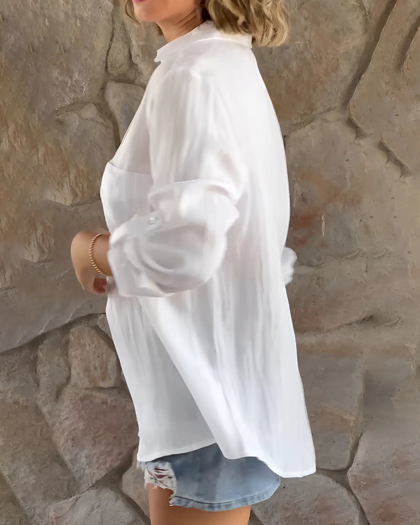 Classic Vintage Blouse with a Flattering Fit