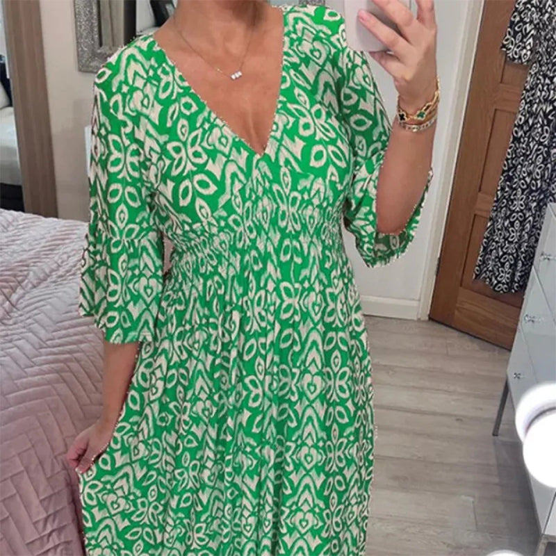 Beautifully Crafted Dress in a Classic Style