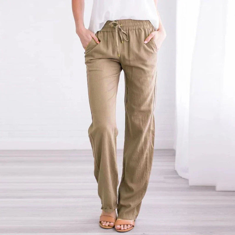 Effortlessly Elegant Trousers with a Timeless Design