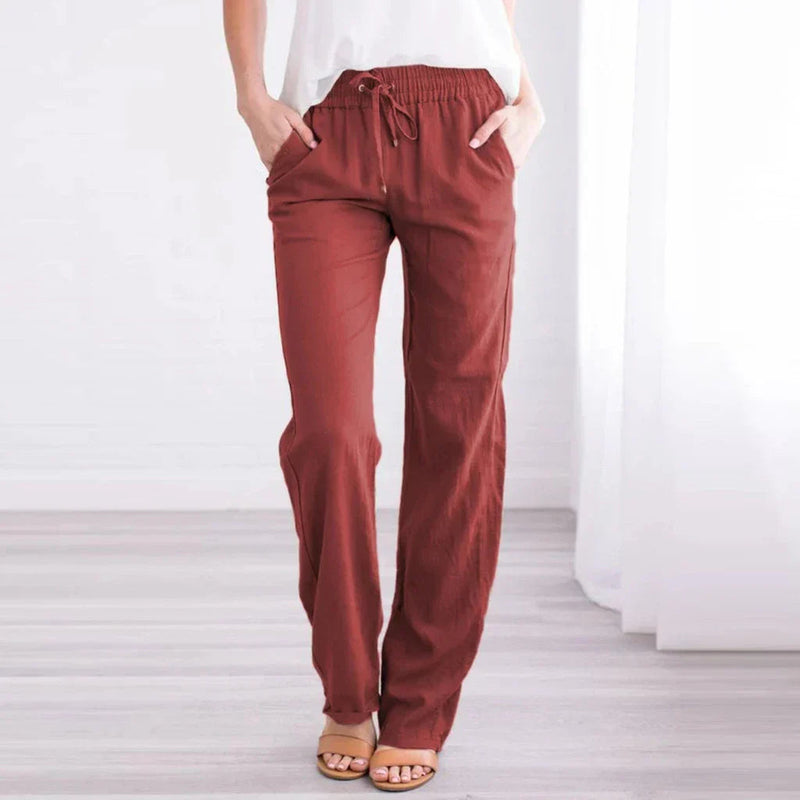 Effortlessly Elegant Trousers with a Timeless Design