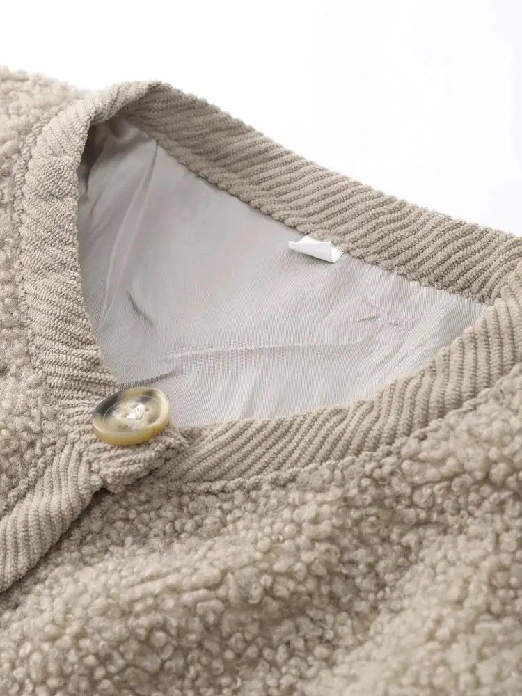 Beautifully Finished Jacket in a Timeless Design