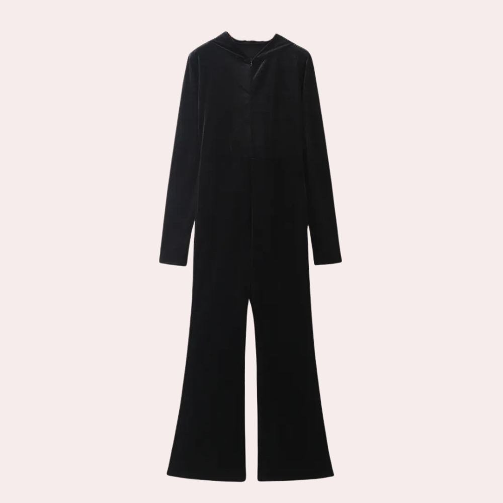 Well Tailored Garment with a Graceful Silhouette