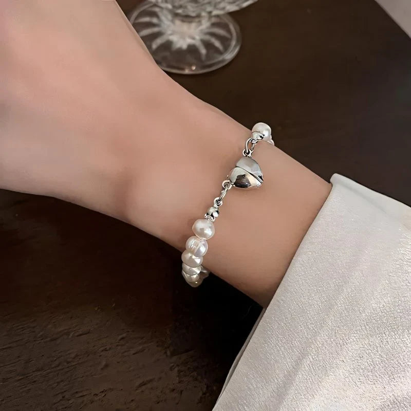 Romanttinen Helmi Kaulakoru erityisiin hetkiin