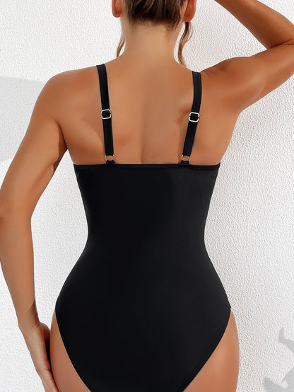 Effortlessly Elegant Garment with a Timeless Design