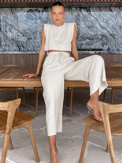 Elegantly Styled Pants for Everyday Wear
