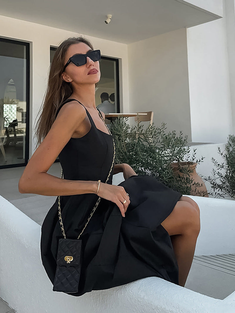 Polished Dress with an Effortless Classic Look