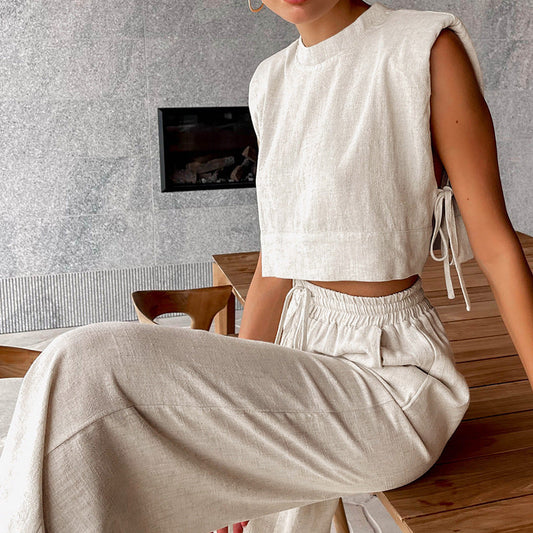 Elegantly Styled Pants for Everyday Wear