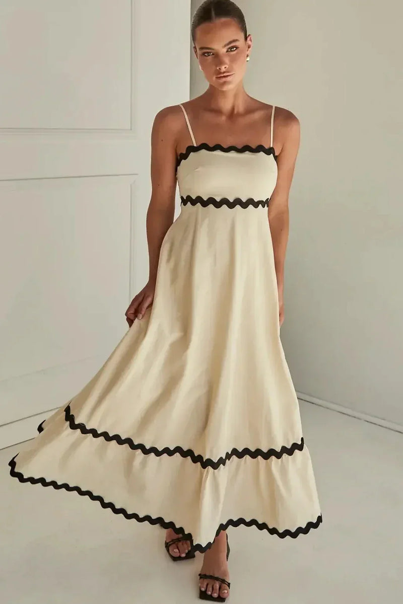 Well Tailored Dress with a Graceful Silhouette