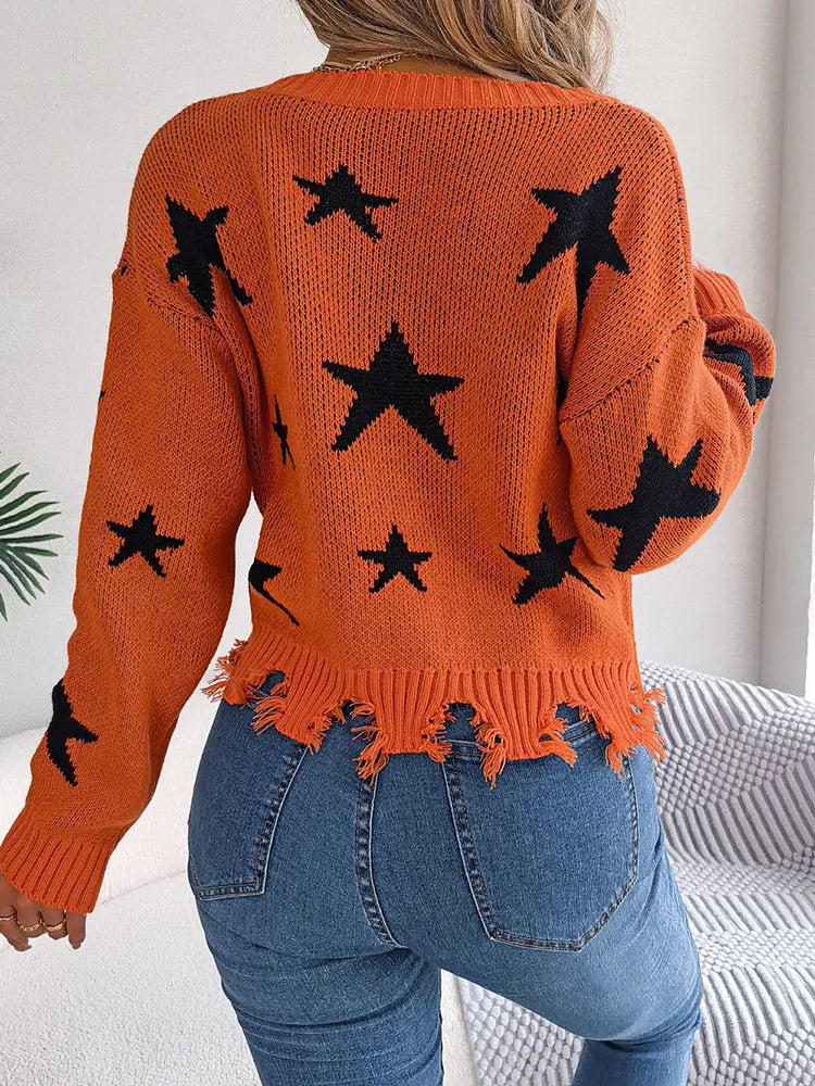 Well Tailored Sweater with a Graceful Silhouette