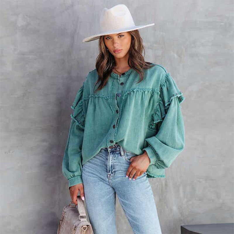 Classic Vintage Blouse with a Flattering Fit