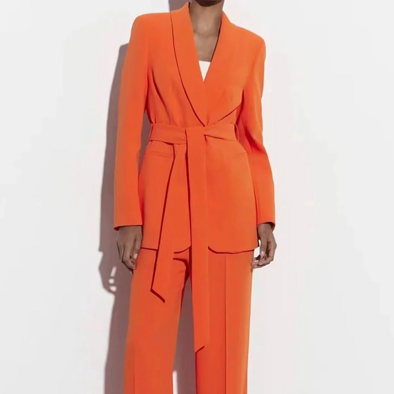 A Vintage Style Trousers with Delicate Timeless Details