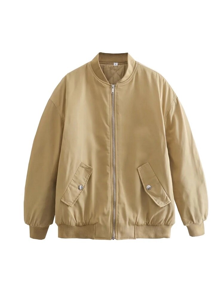 Effortlessly Elegant Jacket with a Timeless Design