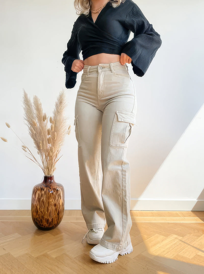 Effortlessly Elegant Garment with a Timeless Design