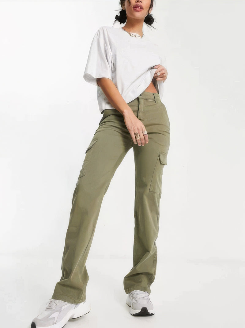 Effortlessly Elegant Garment with a Timeless Design