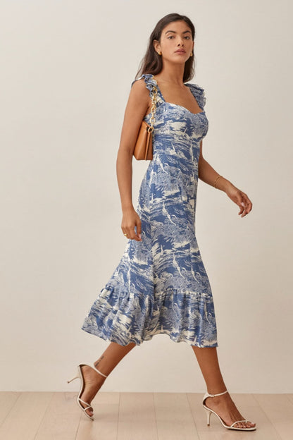 Effortlessly Elegant Dress with a Timeless Design