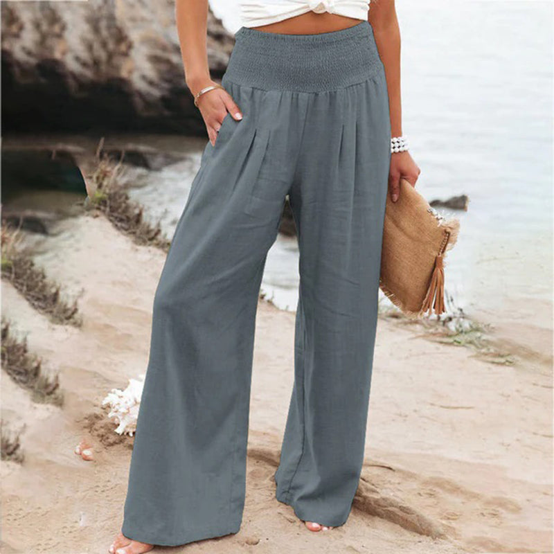 Classic Vintage Trousers with a Flattering Fit
