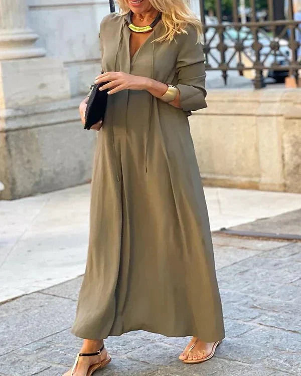 Effortlessly Elegant Dress with a Timeless Design