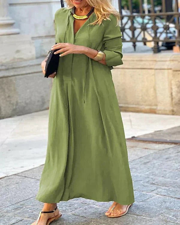Effortlessly Elegant Dress with a Timeless Design