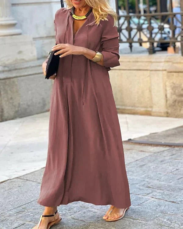 Effortlessly Elegant Dress with a Timeless Design