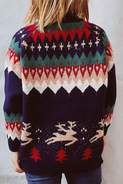 Well Tailored Sweater with a Graceful Silhouette