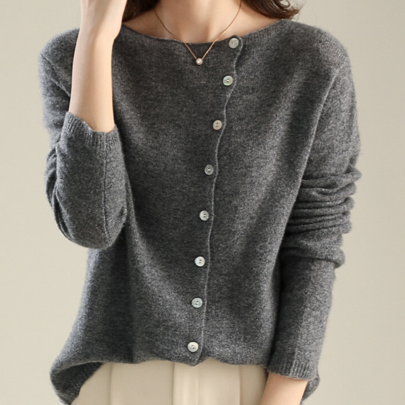 Classic Vintage & Enduringly Stylish Cardigan