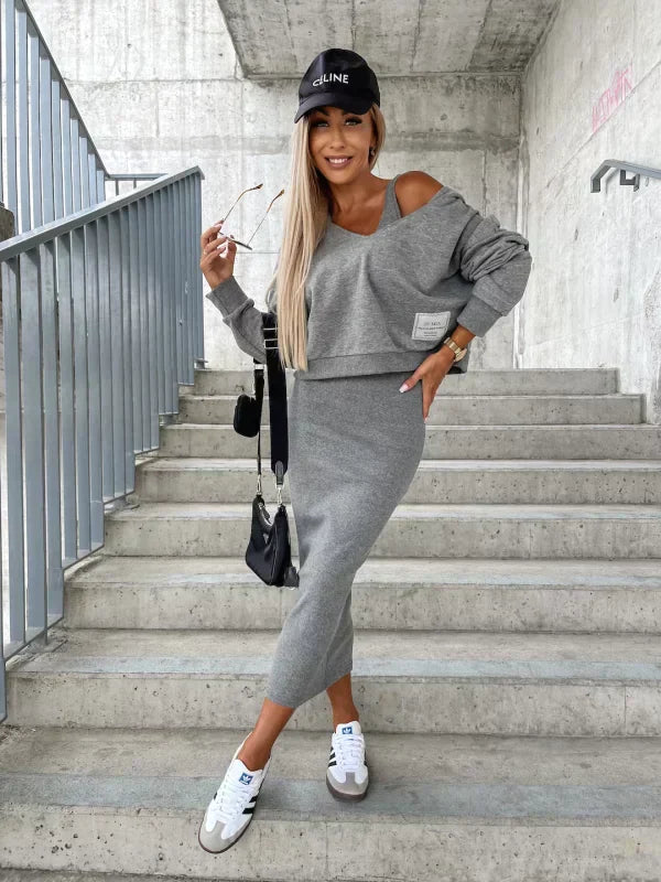 Well Tailored Cardigan with a Graceful Silhouette