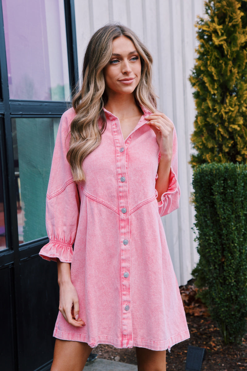 Effortlessly Elegant Dress with a Timeless Design