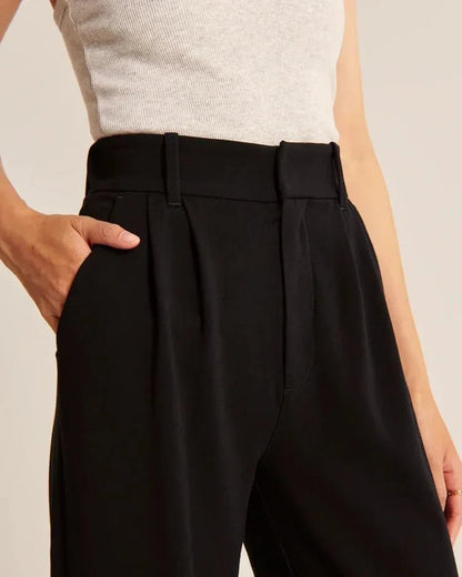 Beautifully Crafted Pants in a Classic Style