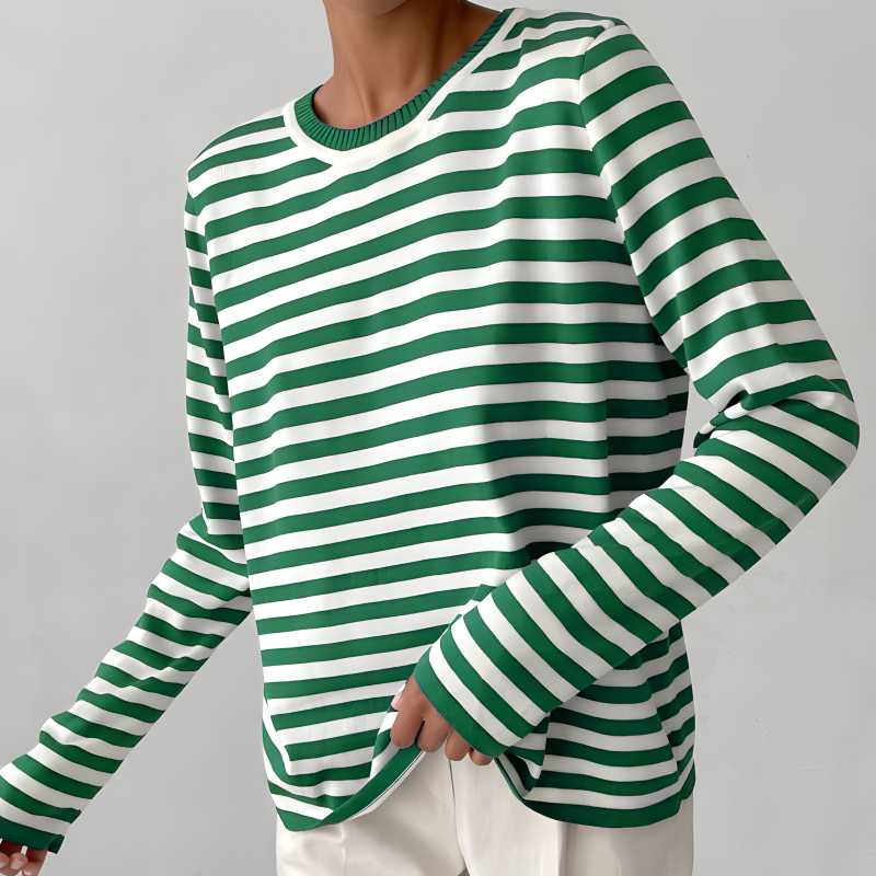Sophisticated Blouse with a Clean Classic Look