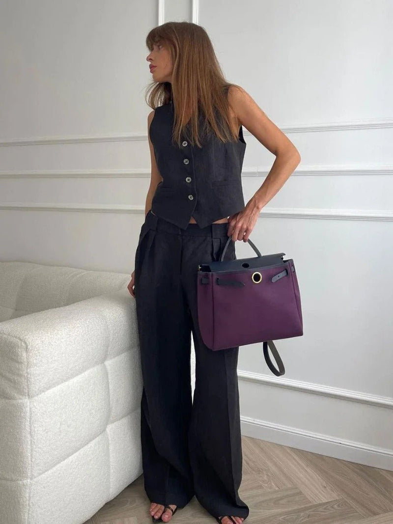 Effortlessly Elegant Garment with a Timeless Design