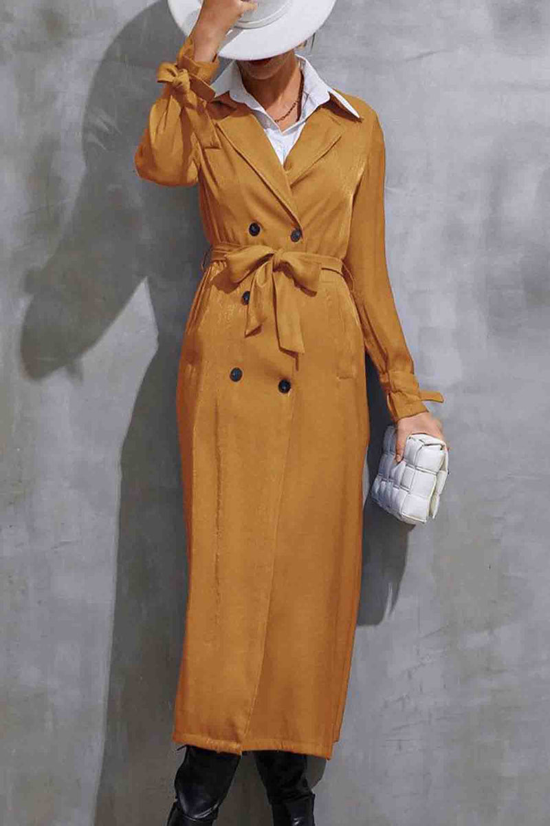 Beautifully Finished Coat in a Timeless Design