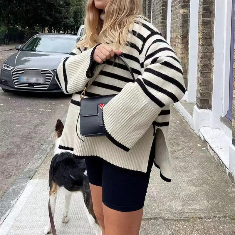 Well Tailored Sweater with a Graceful Silhouette