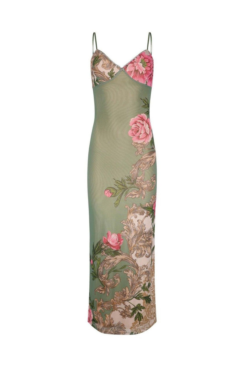 Effortlessly Elegant Garment with a Timeless Design