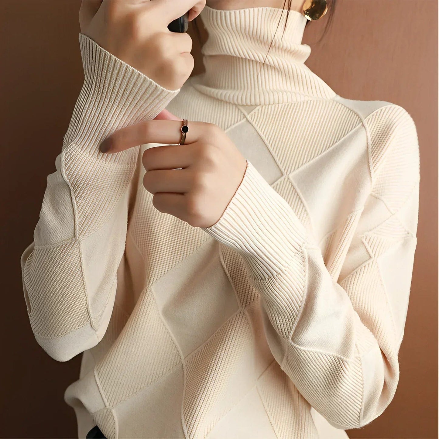 Polished Pullover with an Effortless Classic Look