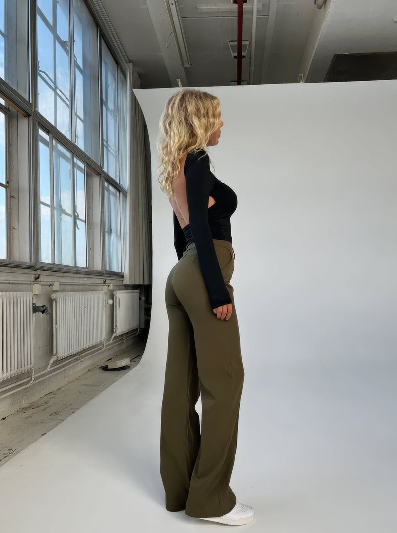 Classic Vintage & Enduringly Stylish Trousers