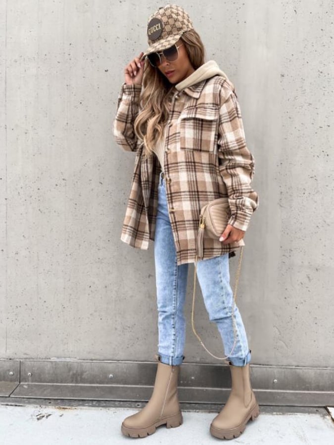 Gracefully Styled Coat for Any Occasion