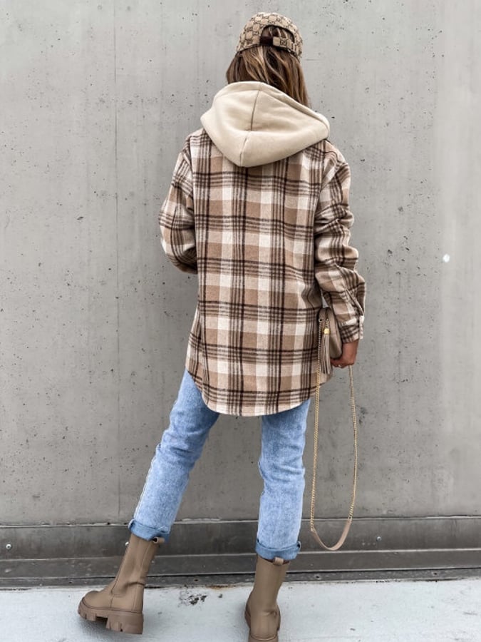 Gracefully Styled Coat for Any Occasion