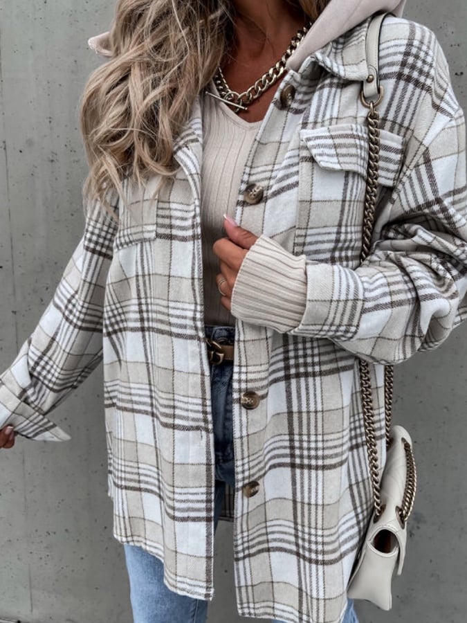 Gracefully Styled Coat for Any Occasion