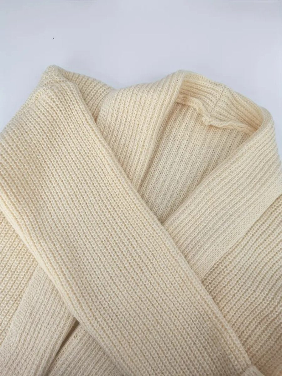 Elegantly Styled Cardigan for Everyday Wear