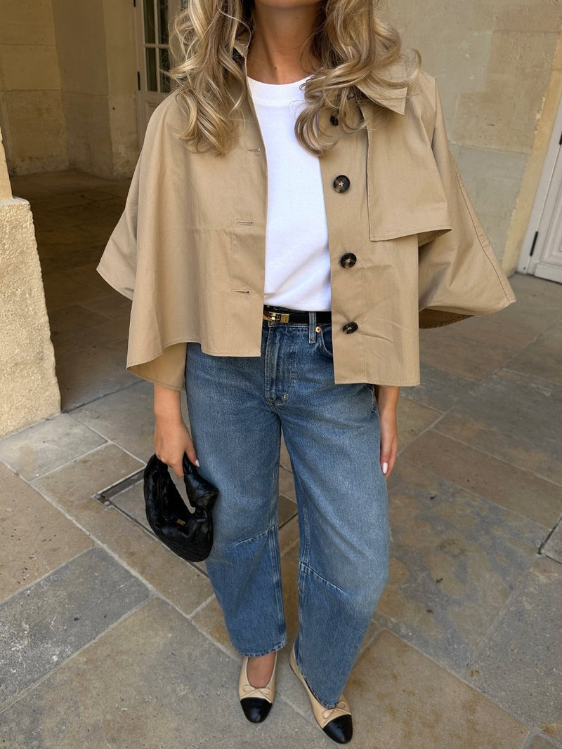 Gracefully Styled Garment for Any Occasion