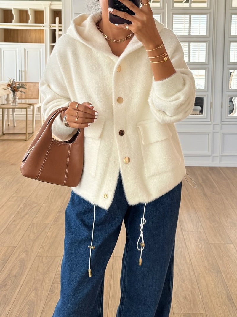 Gracefully Styled Jacket for Any Occasion