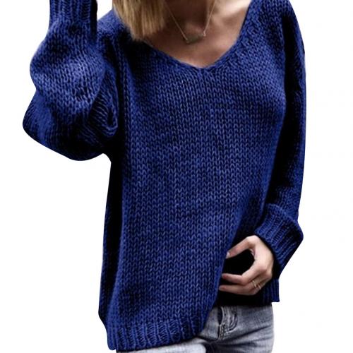 Gracefully Styled Sweater for Any Occasion
