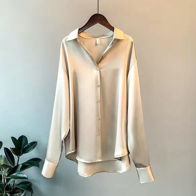 Polished Blouse with an Effortless Classic Look