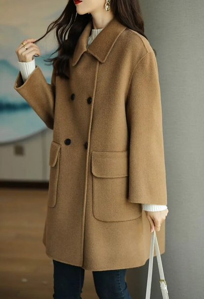 Elegantly Styled Coat for Everyday Wear