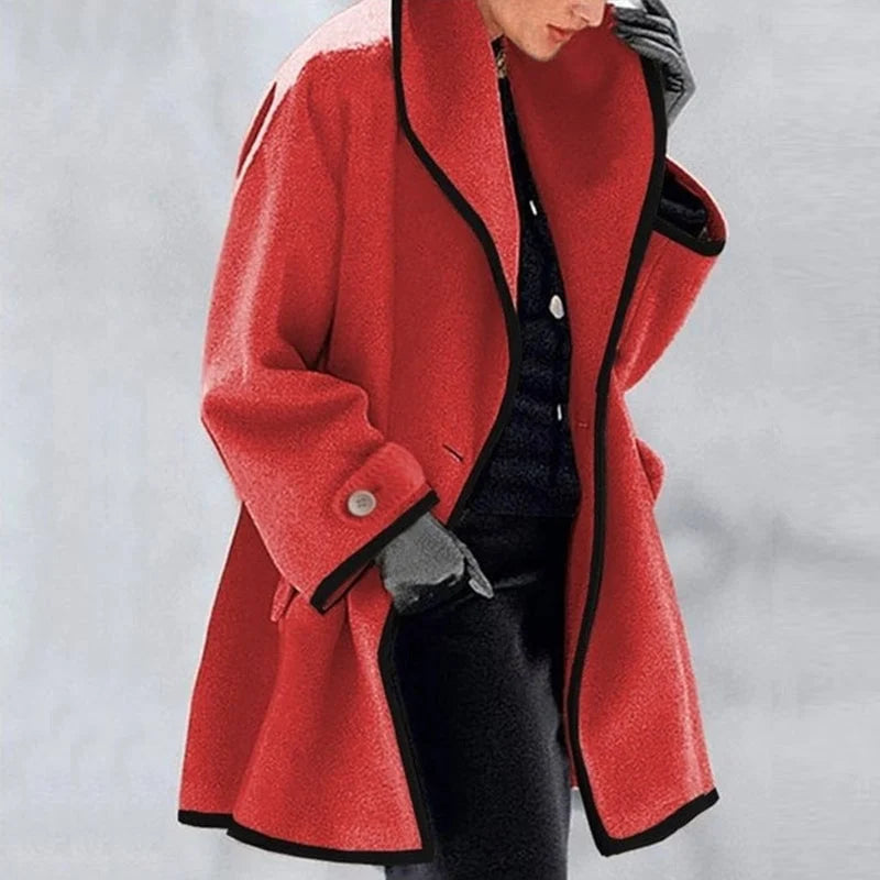 Well Tailored Coat with a Graceful Silhouette