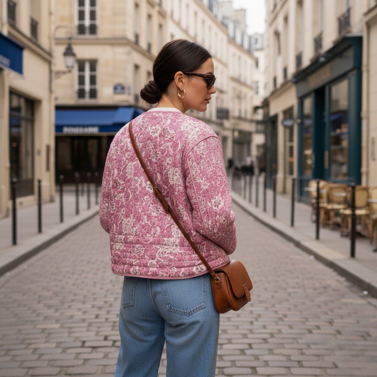 Effortlessly Elegant Jacket with a Timeless Design